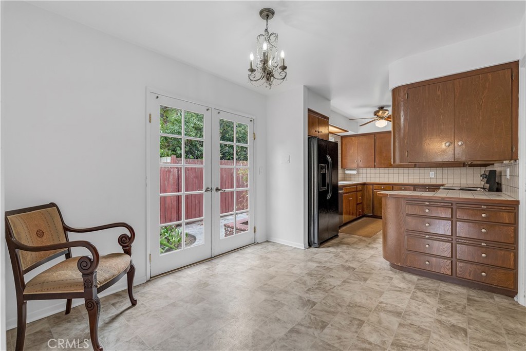 515 W Eleventh Street