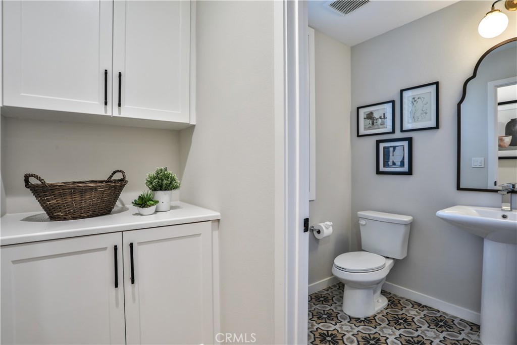 1419 N Indian Hill Boulevard