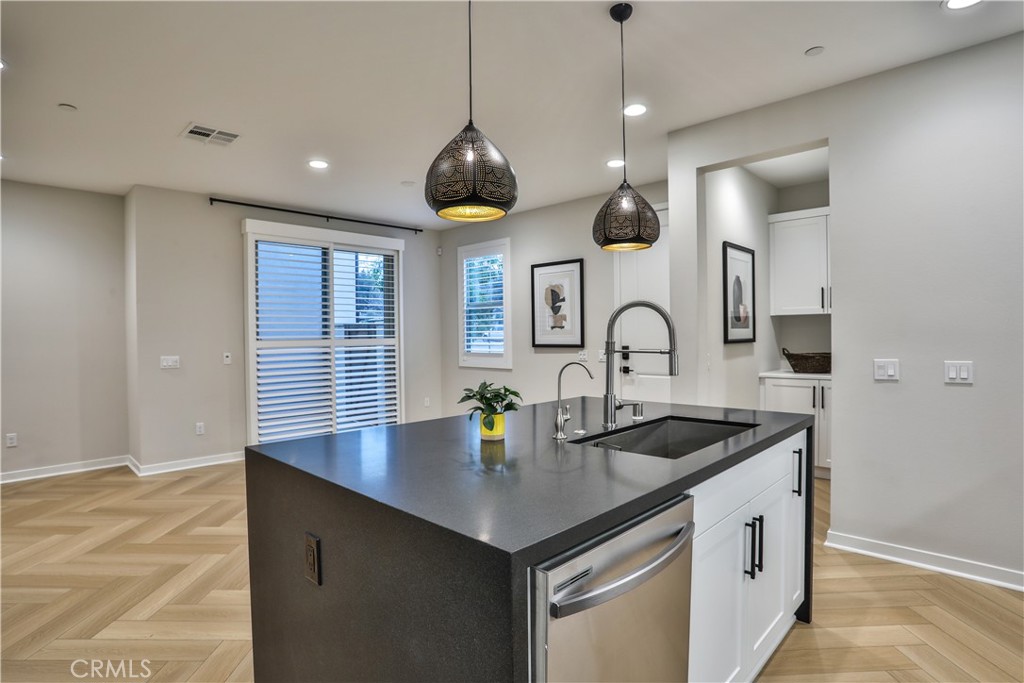 1419 N Indian Hill Boulevard