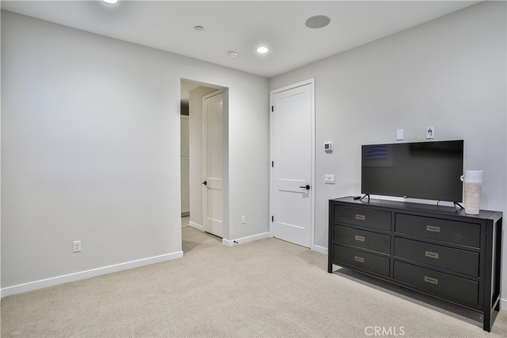 1419 N Indian Hill Boulevard