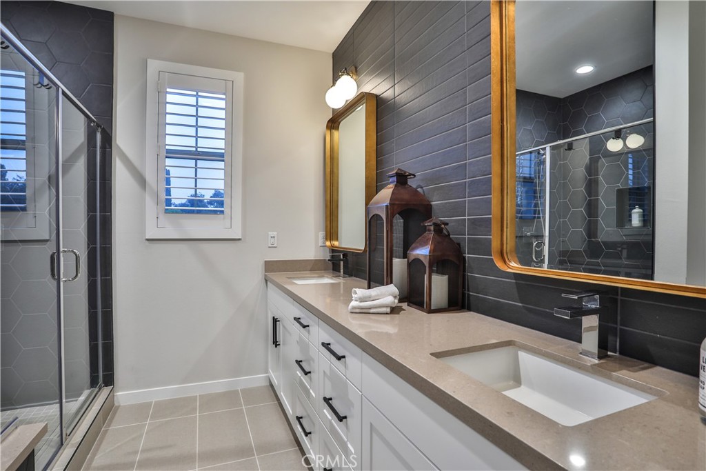 1419 N Indian Hill Boulevard