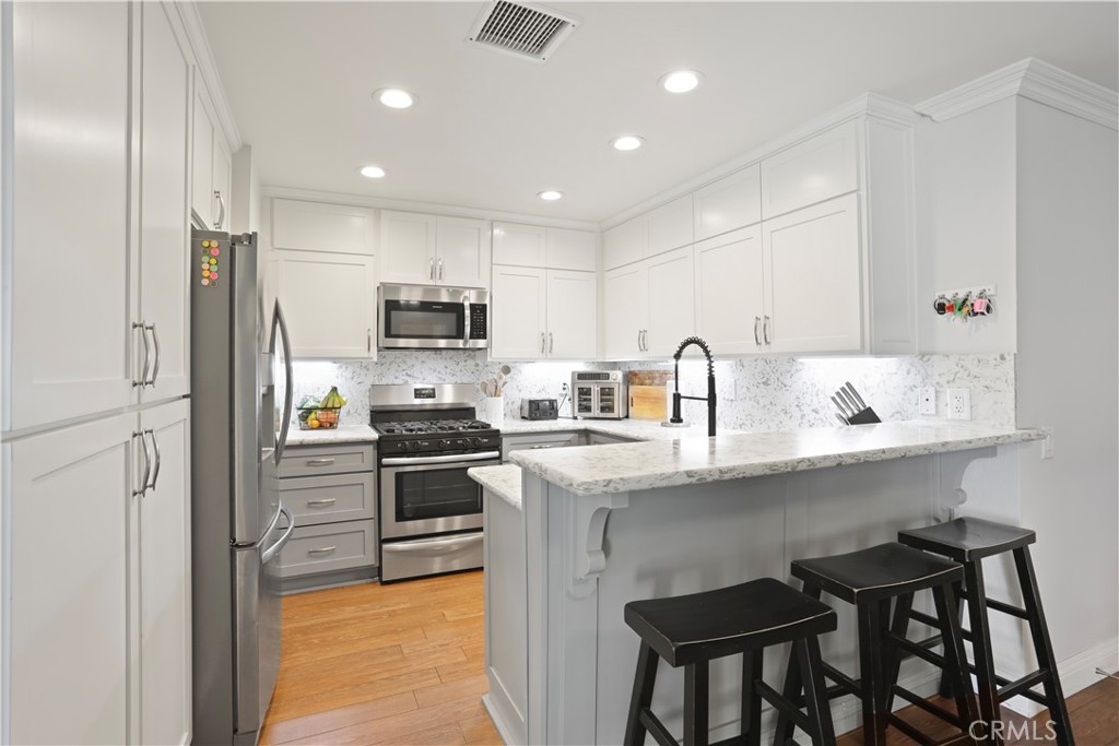 1619 Carmel Circle W