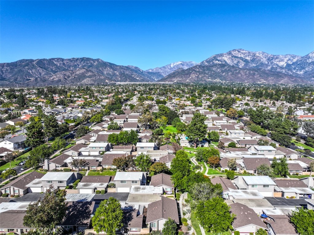 1619 Carmel Circle W