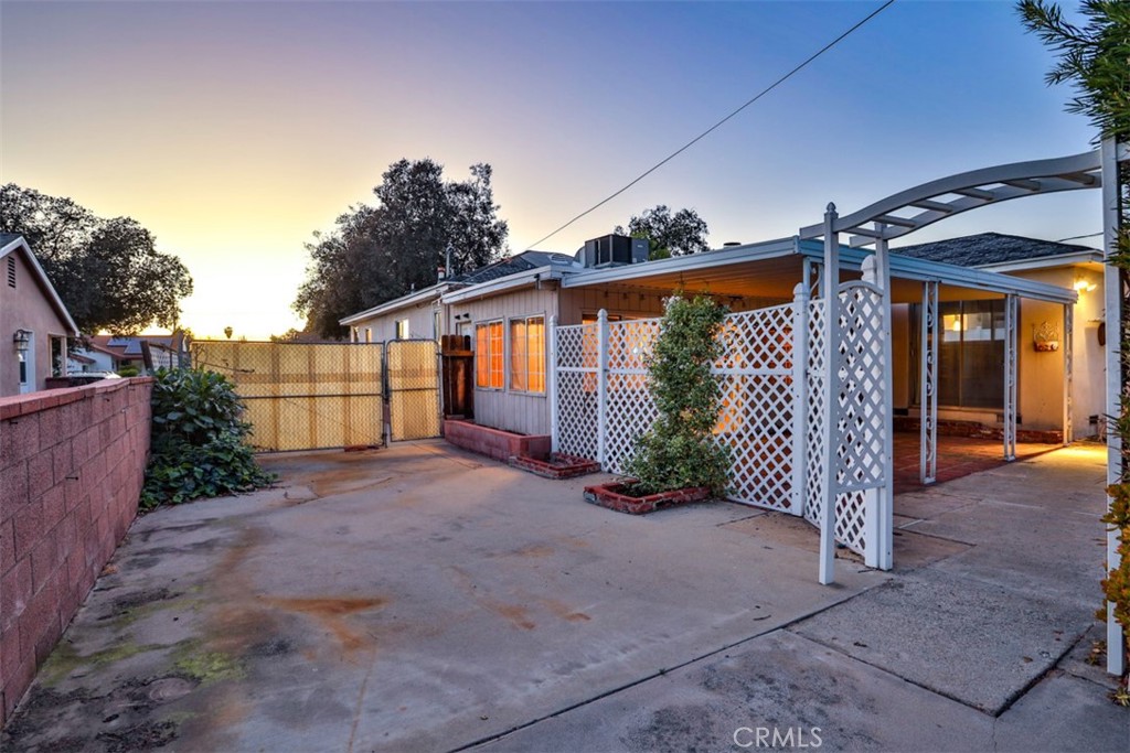368 Geneva Avenue
