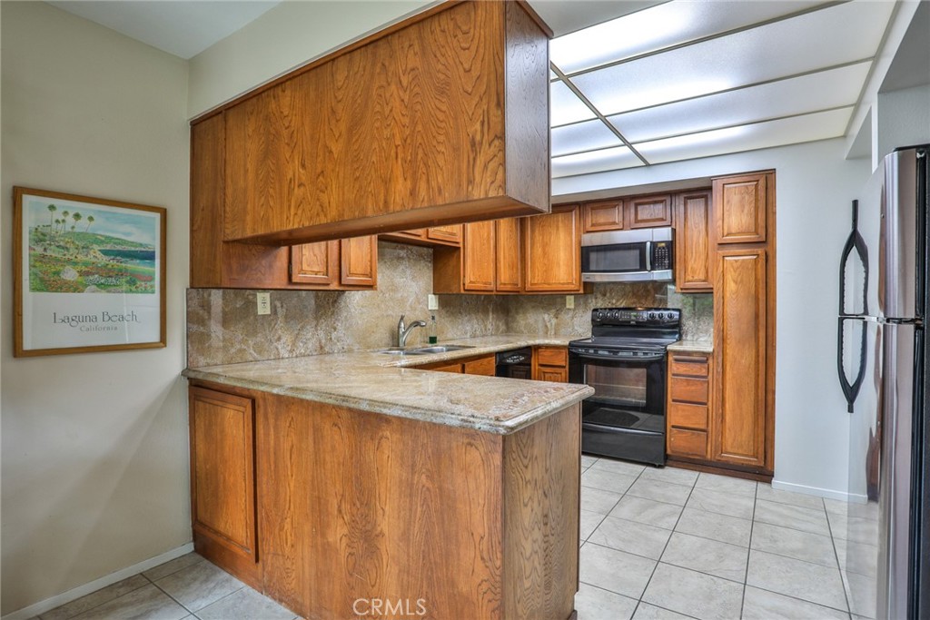 672 Greendale Lane