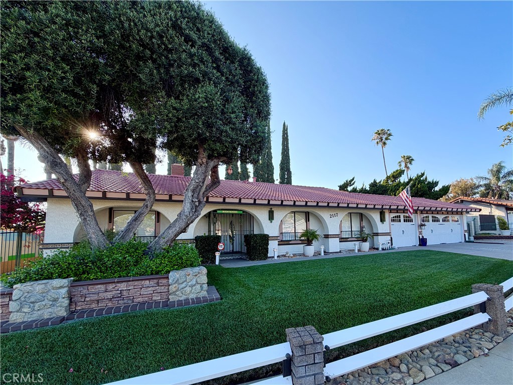 2117 Capuchin Way