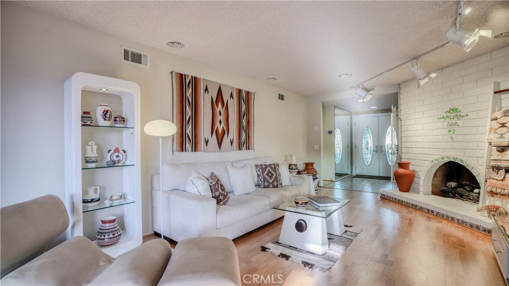 2117 Capuchin Way