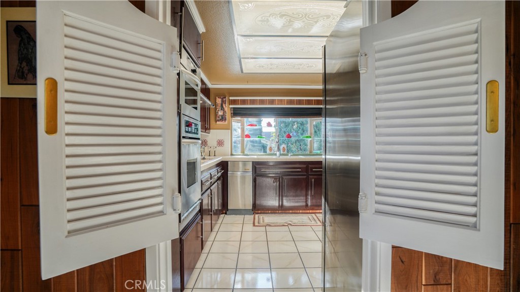 2117 Capuchin Way