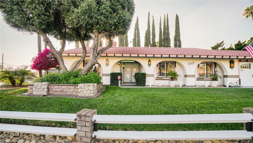 2117 Capuchin Way