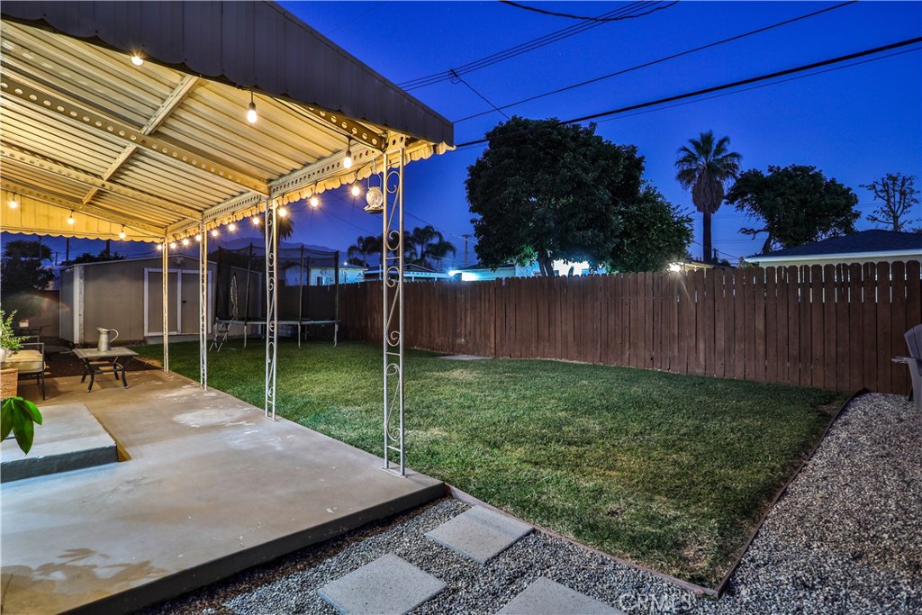8247 Jadeite Avenue