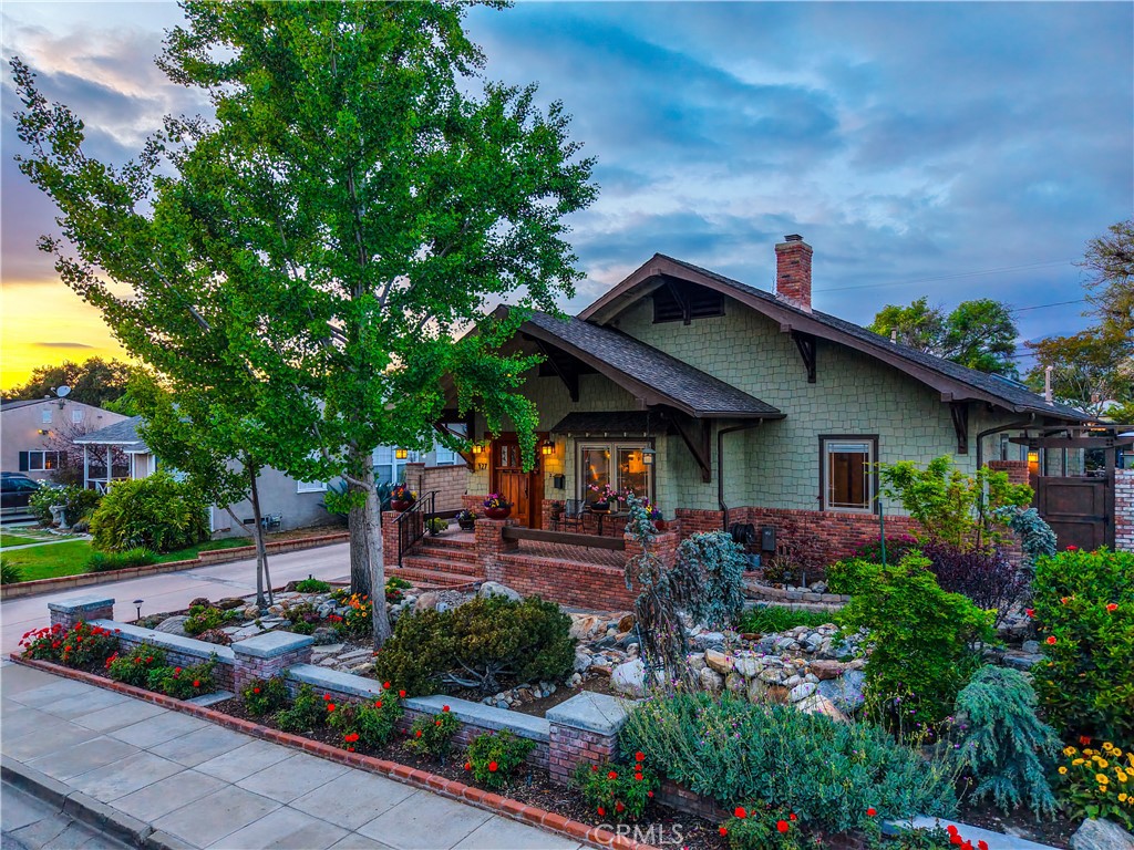 427 Oakdale Drive