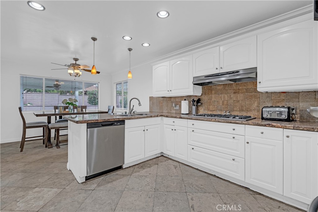 2120 Capuchin Way