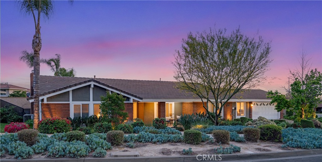 2120 Capuchin Way