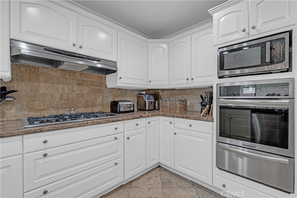 2120 Capuchin Way