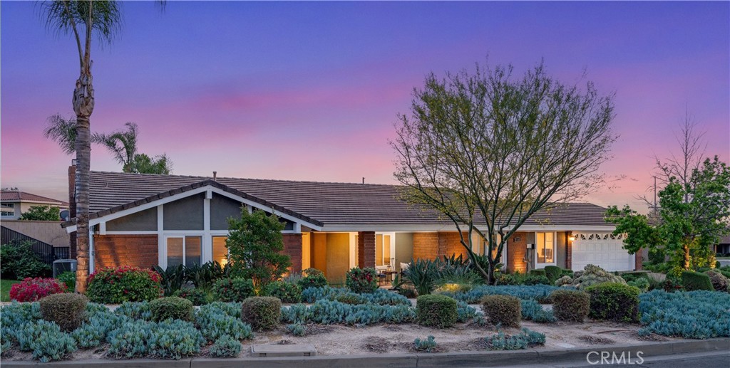 2120 Capuchin Way