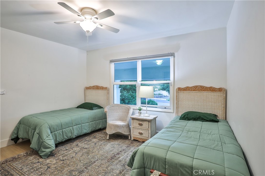 2117 Oxford