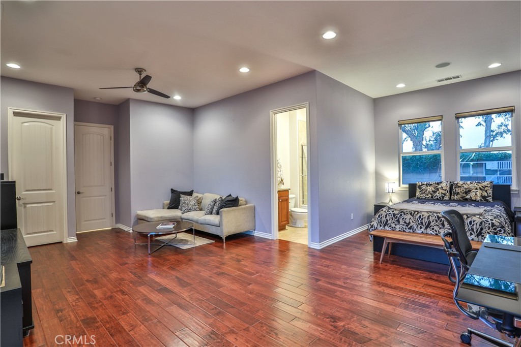 13052 Via Tesoro Drive