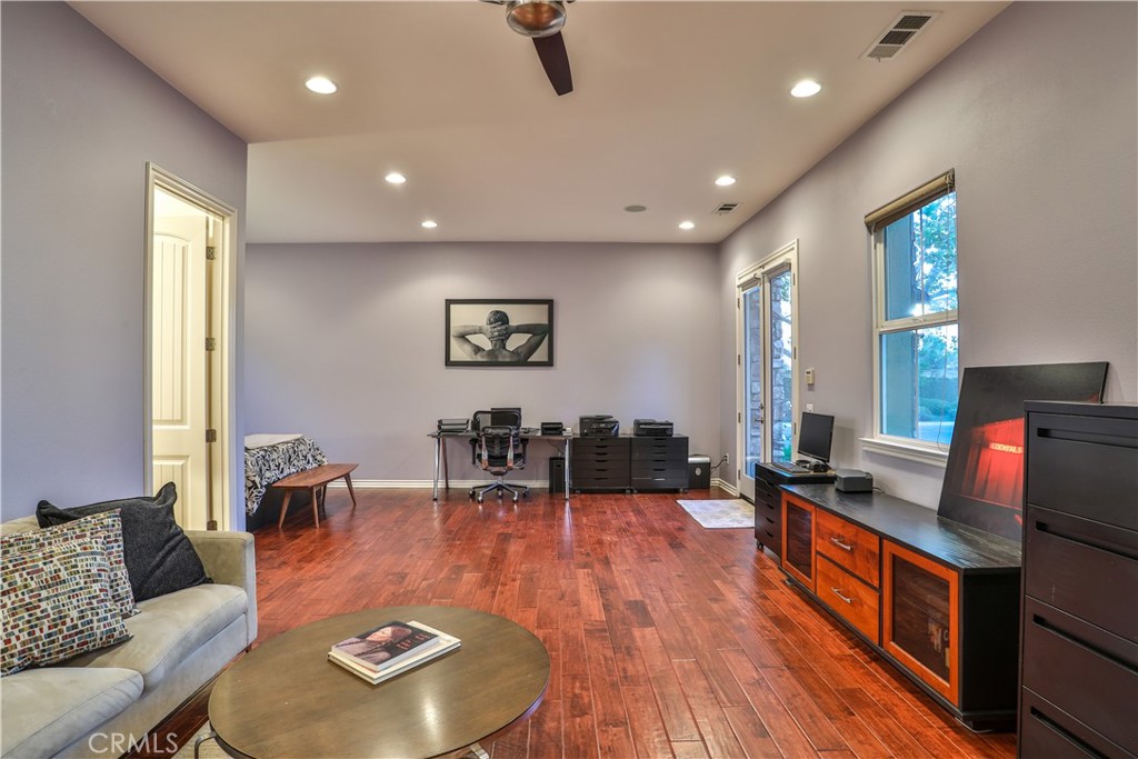 13052 Via Tesoro Drive