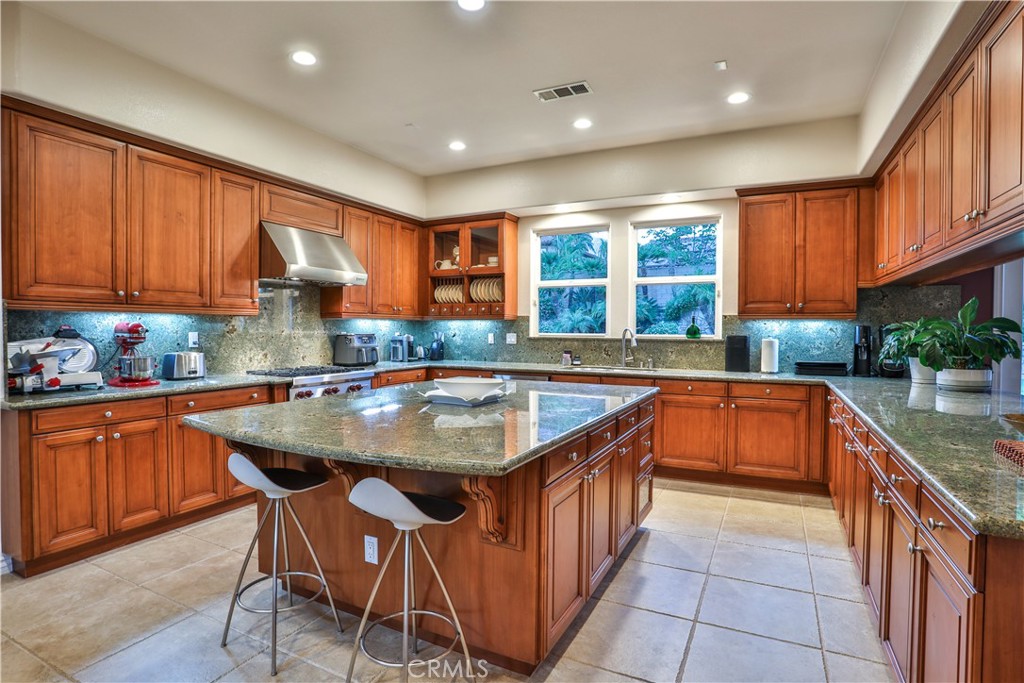 13052 Via Tesoro Drive