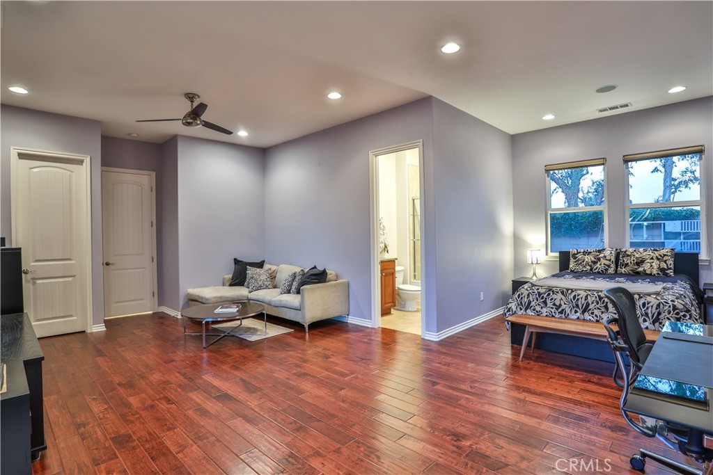 13052 Via Tesoro Drive