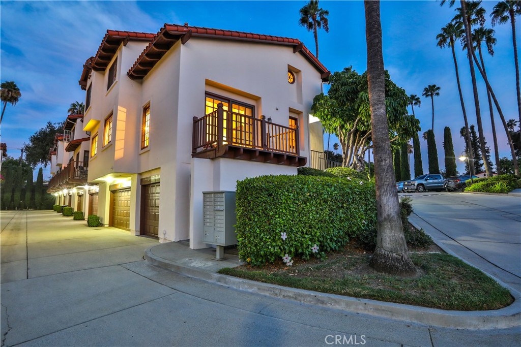 481 E Bougainvillea Lane