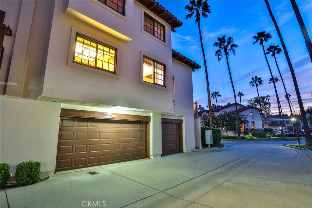 481 E Bougainvillea Lane