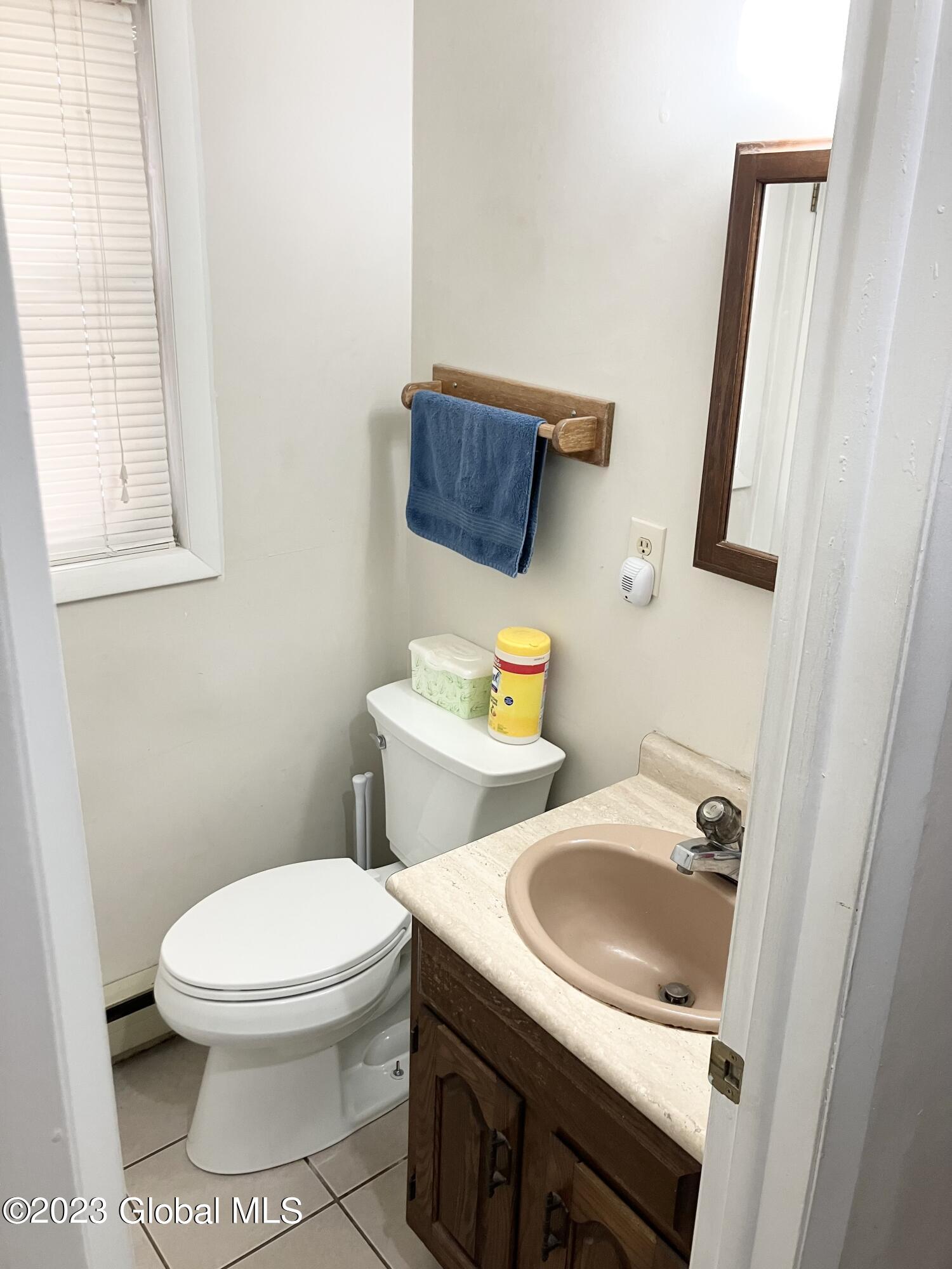 330-332 Giffords Church Road