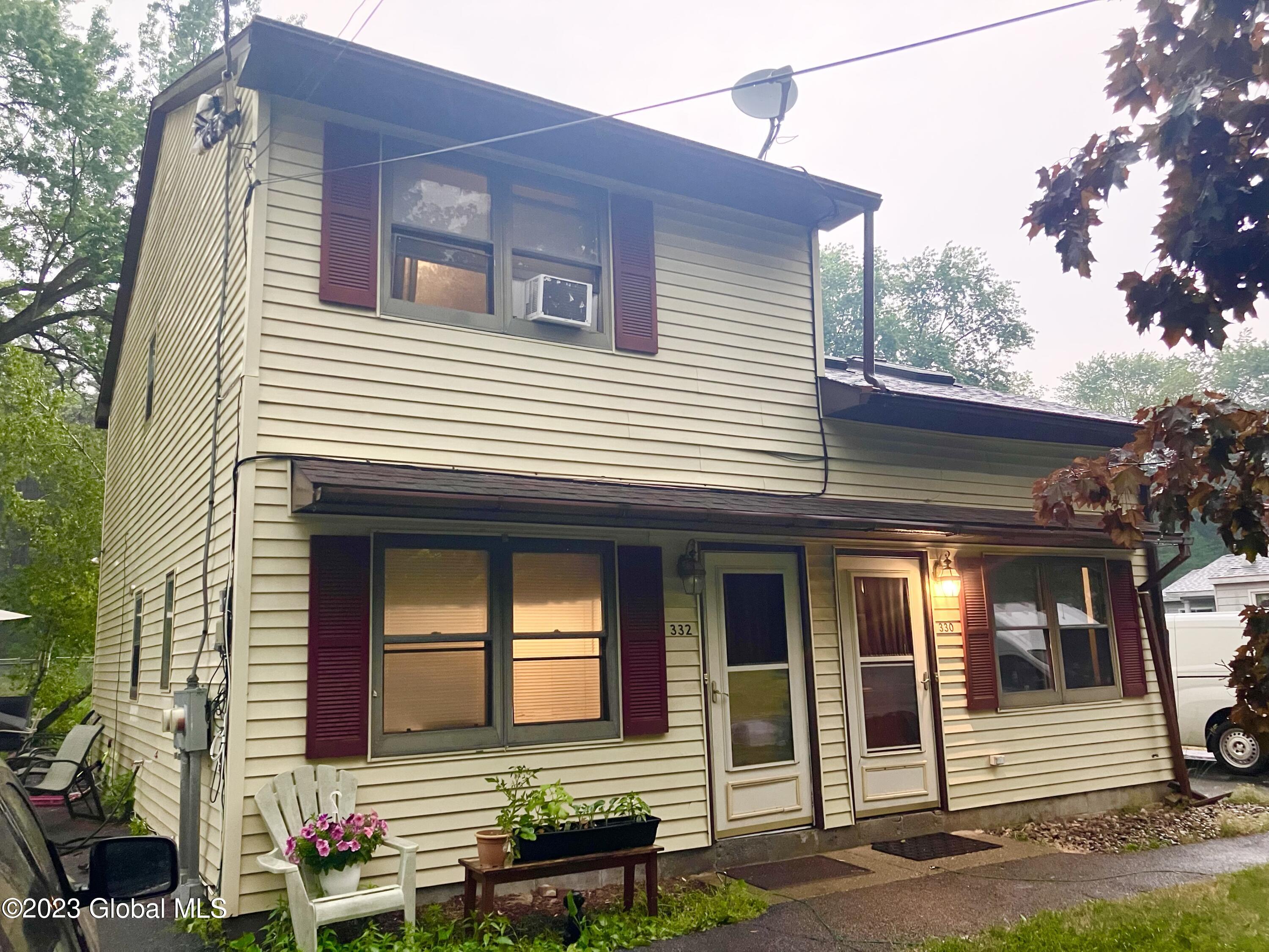 330-332 Giffords Church Road