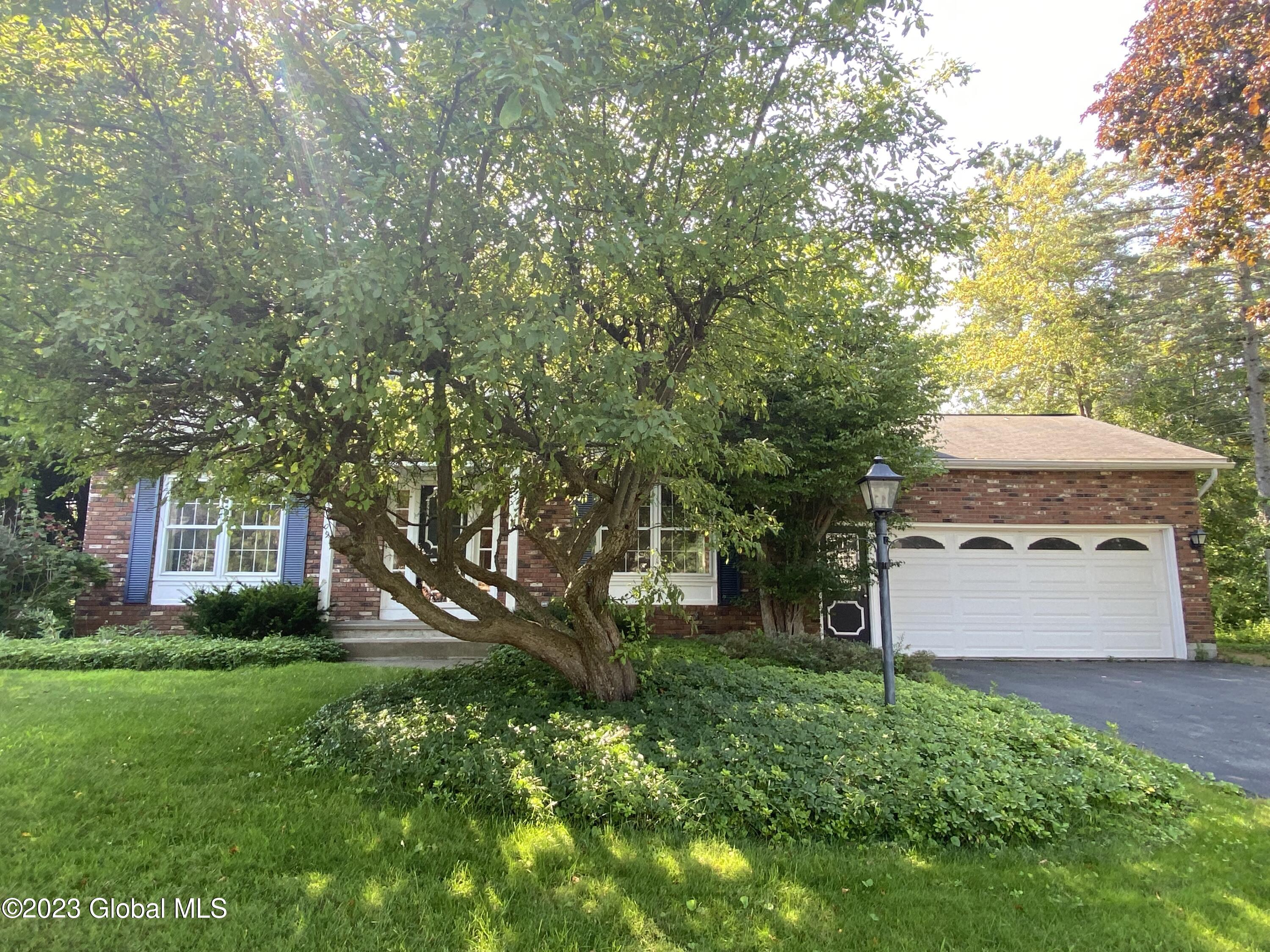 1409 Fox Hollow Road