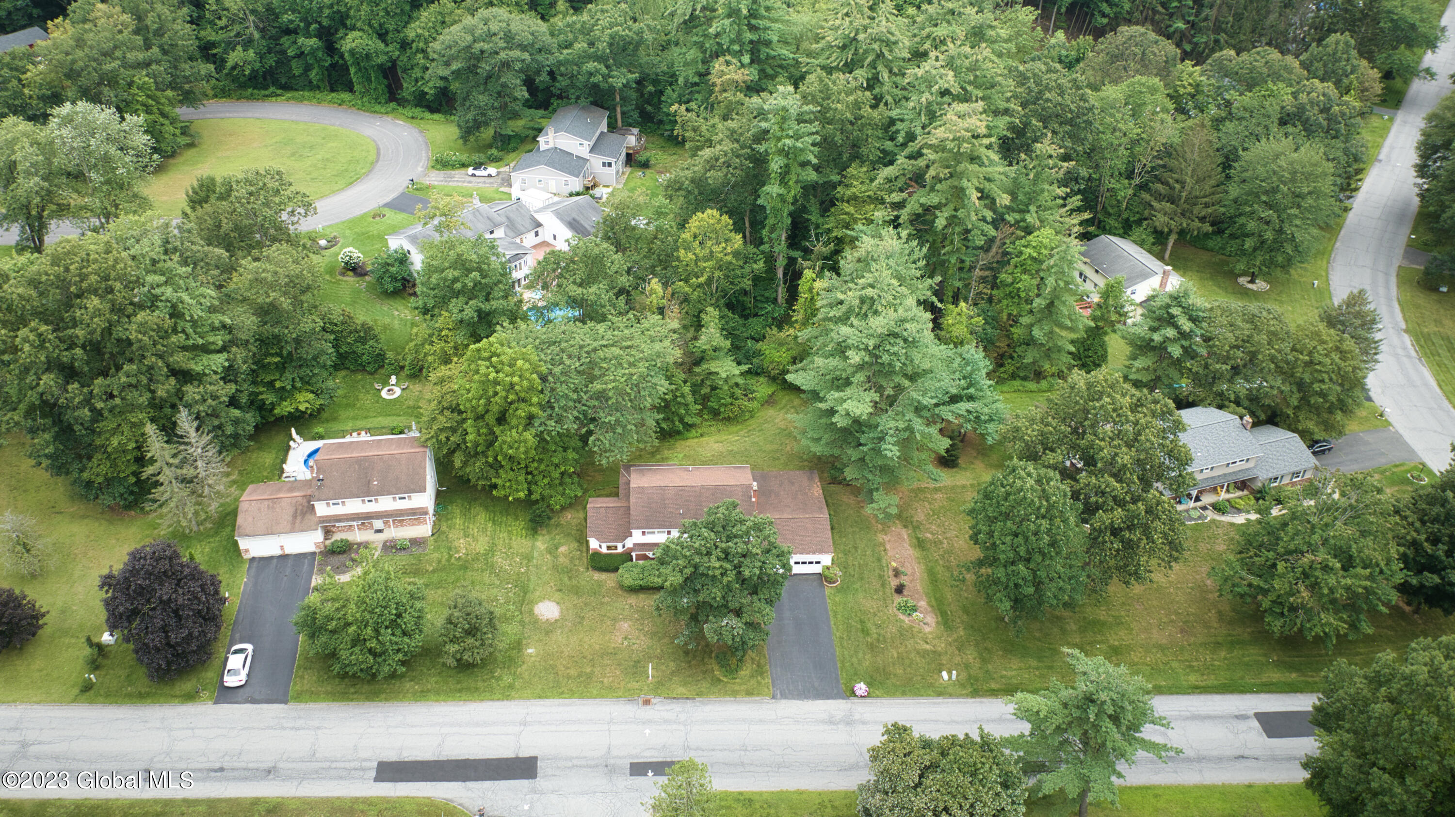 83 Rolling Brook Drive