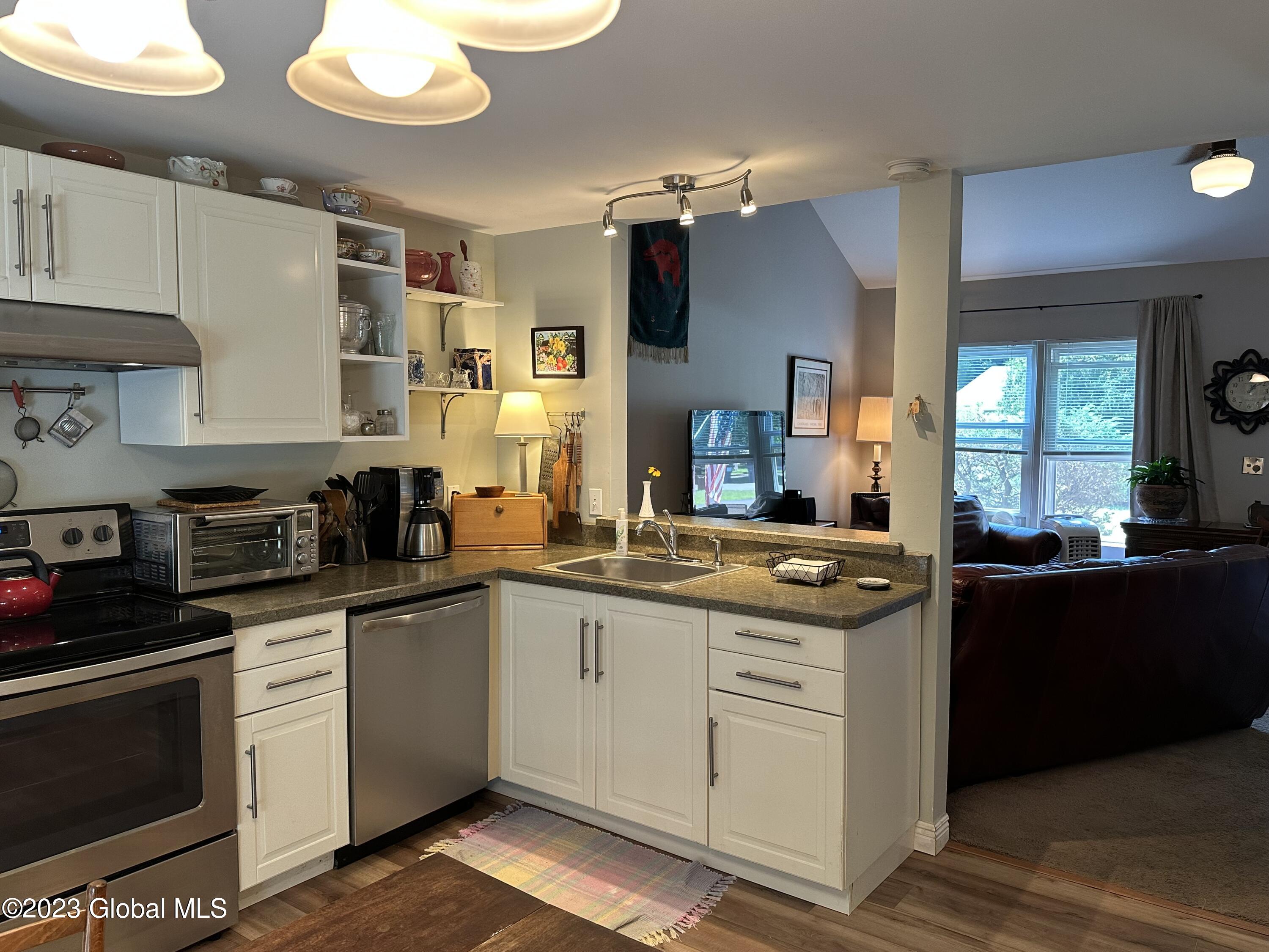 126 Arrow Wood Place