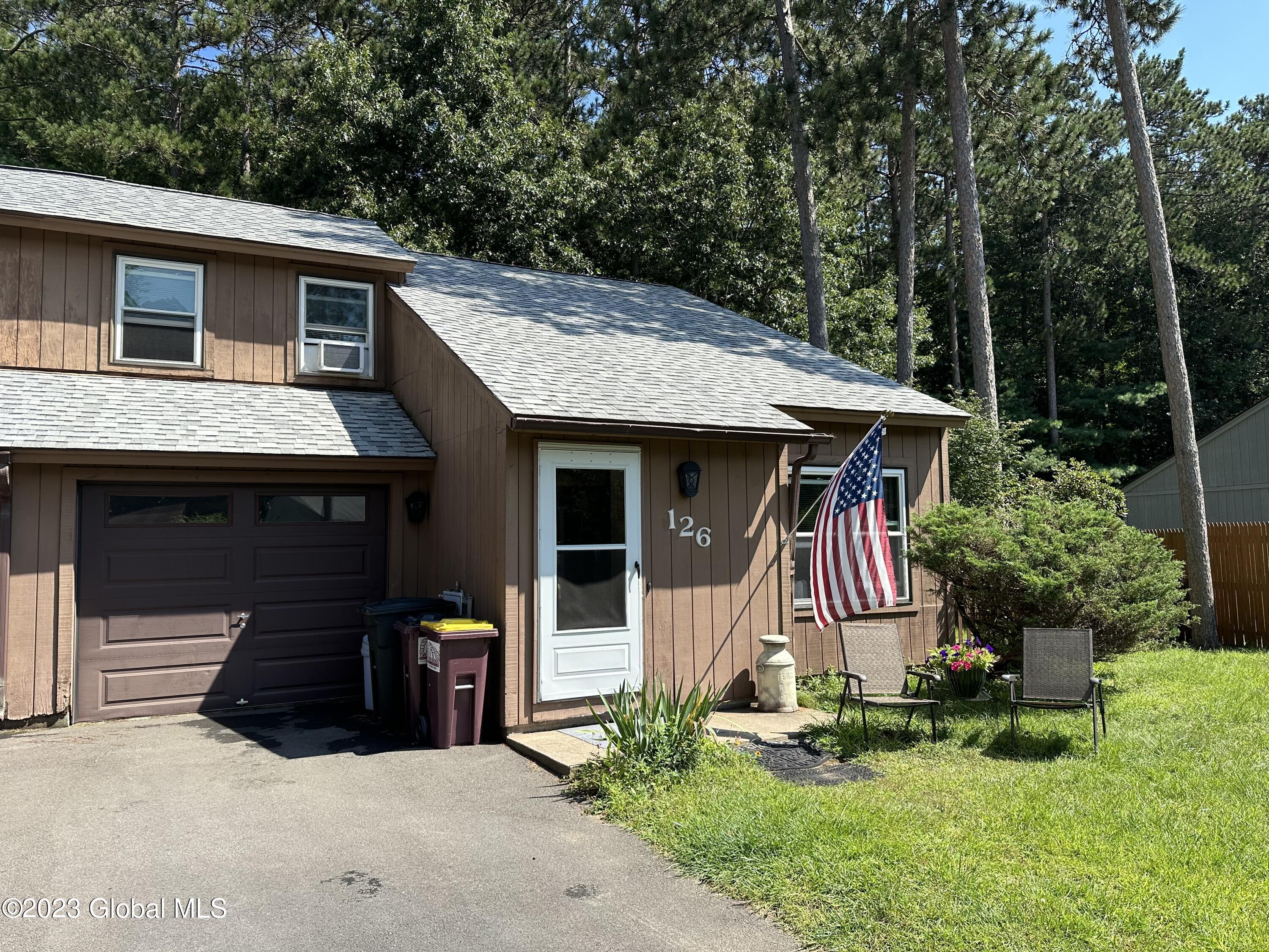 126 Arrow Wood Place