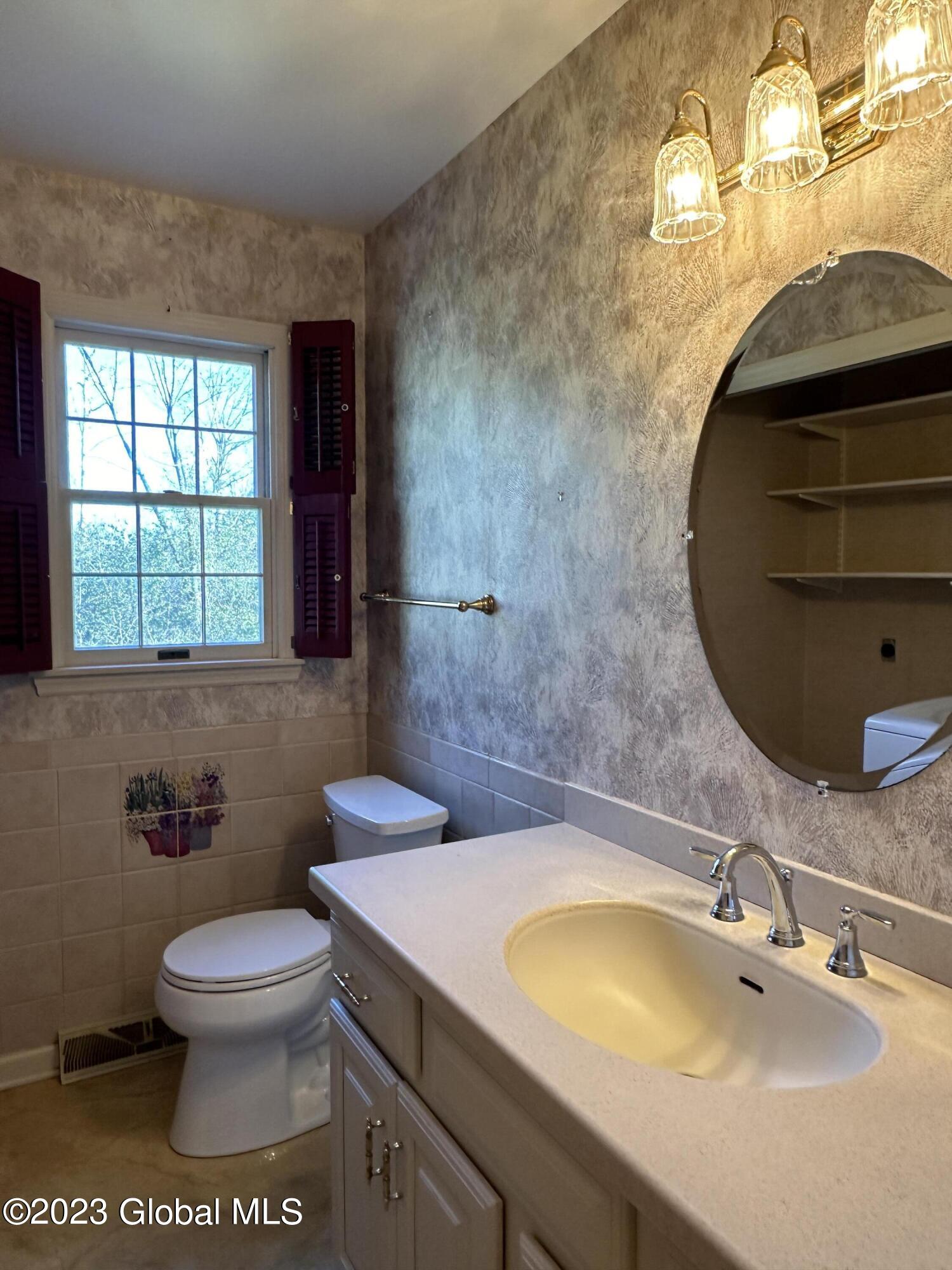 1308 Fox Hollow Road