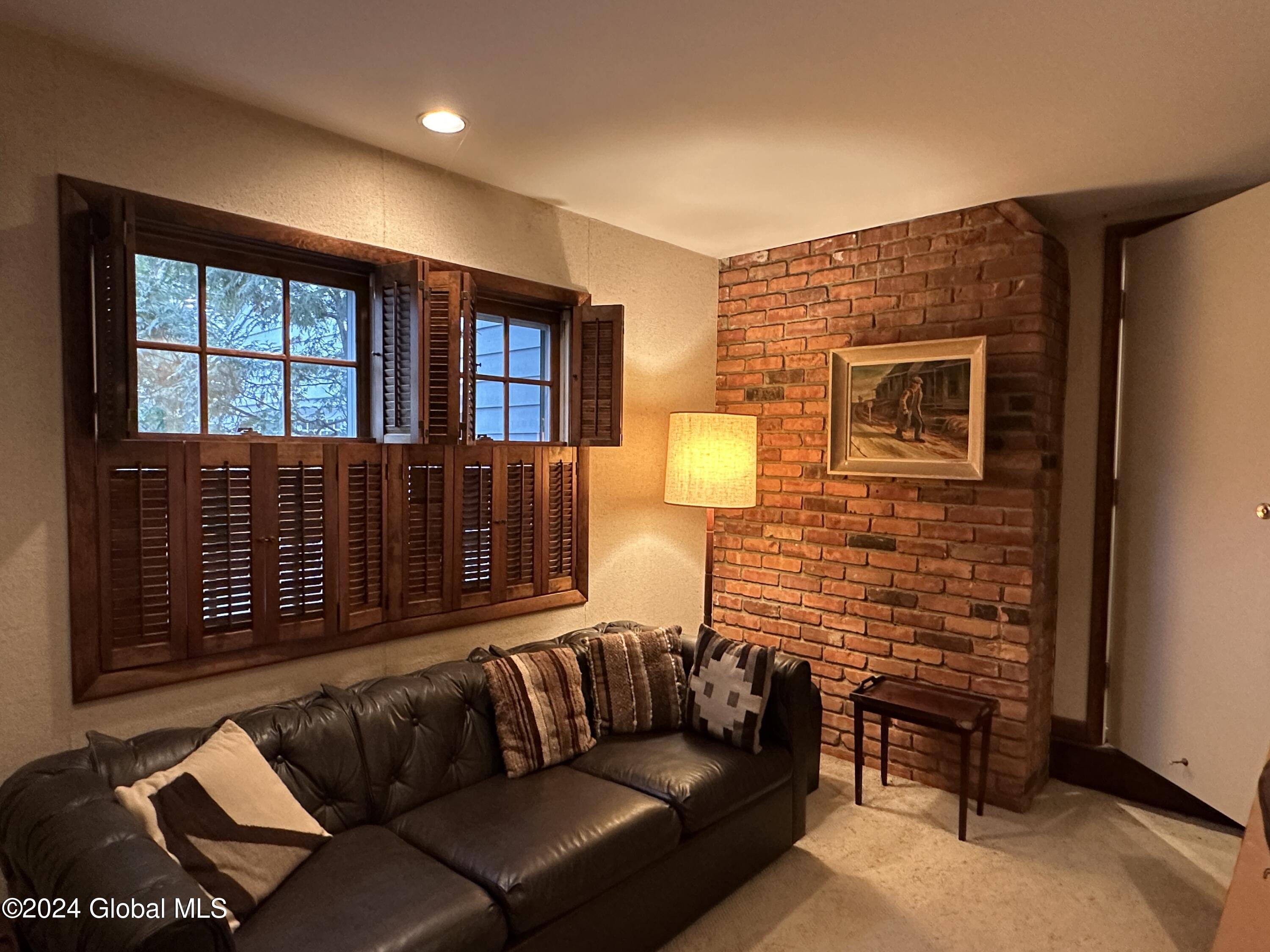 929 Northumberland Drive