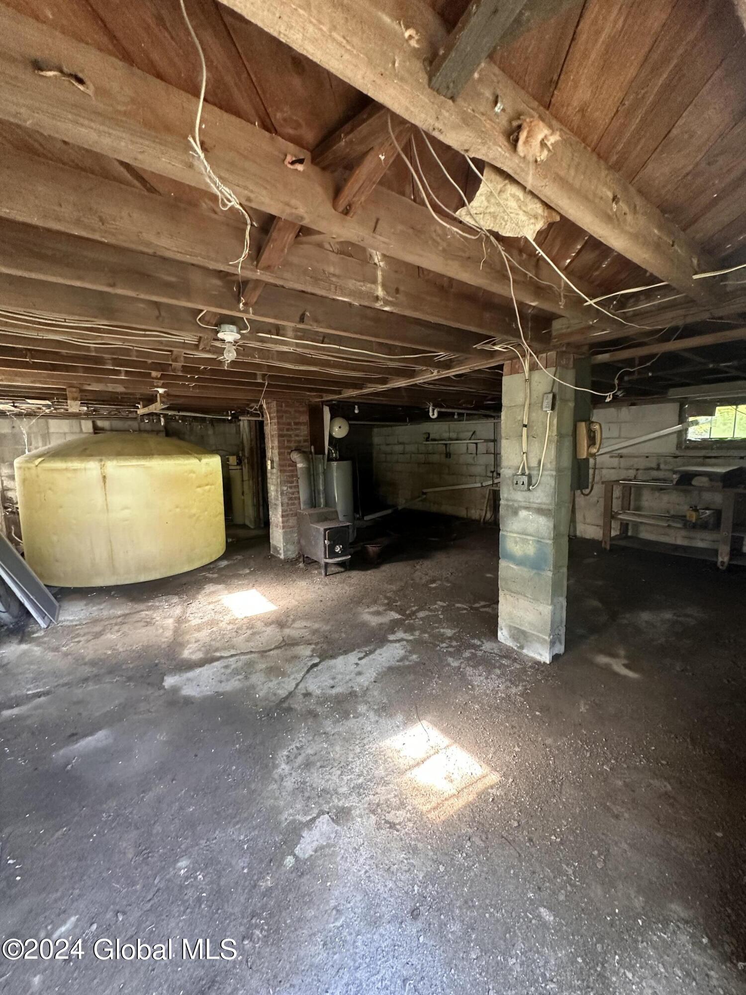 1255 Delaware Turnpike