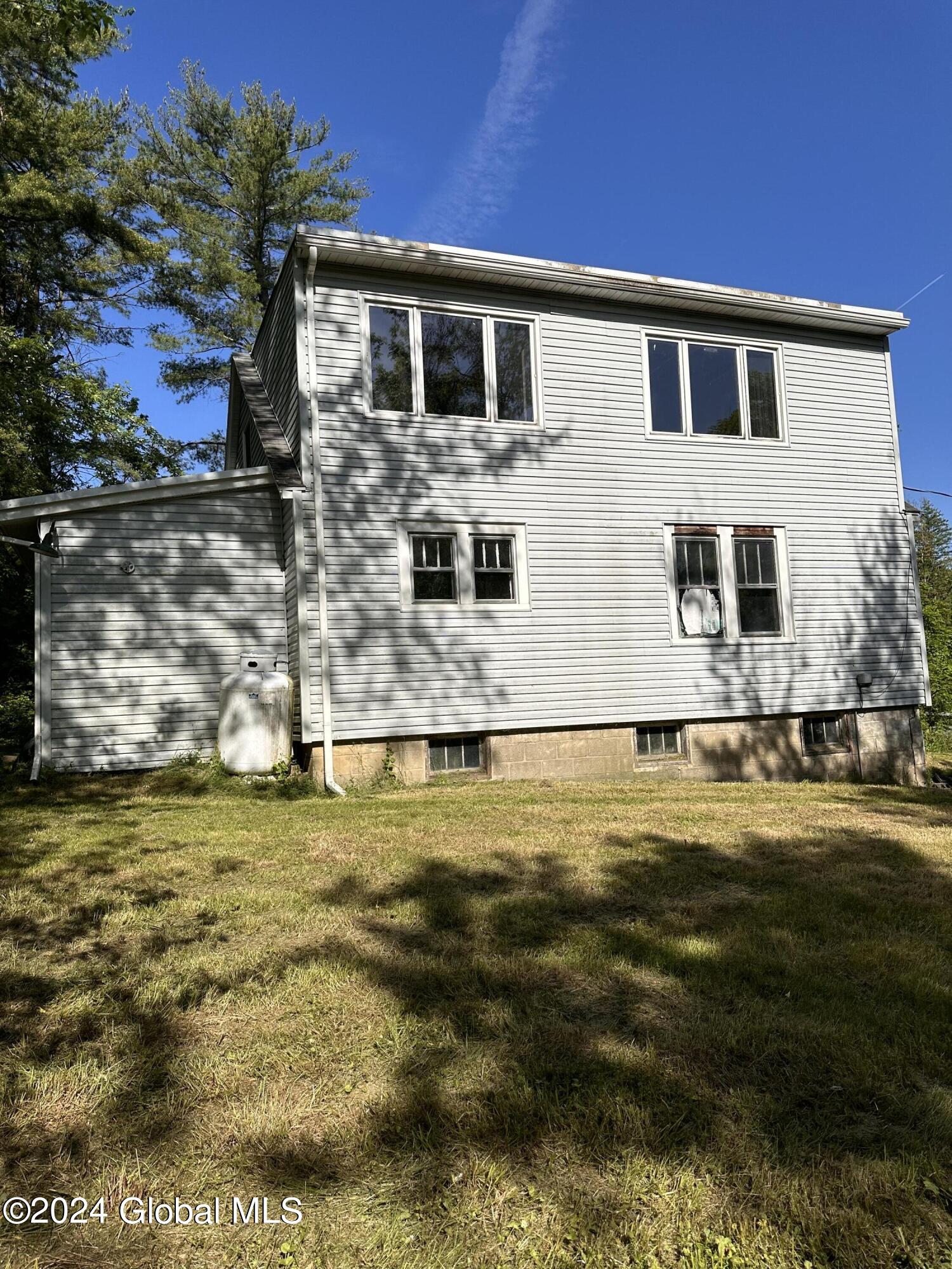 1255 Delaware Turnpike