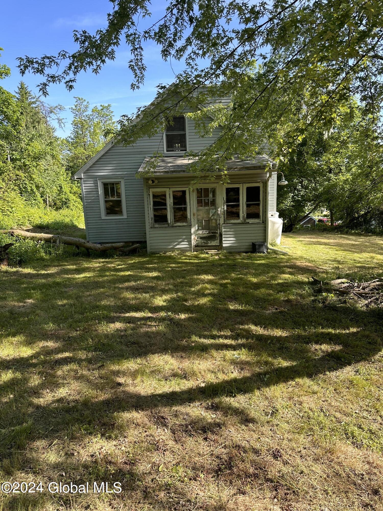 1255 Delaware Turnpike