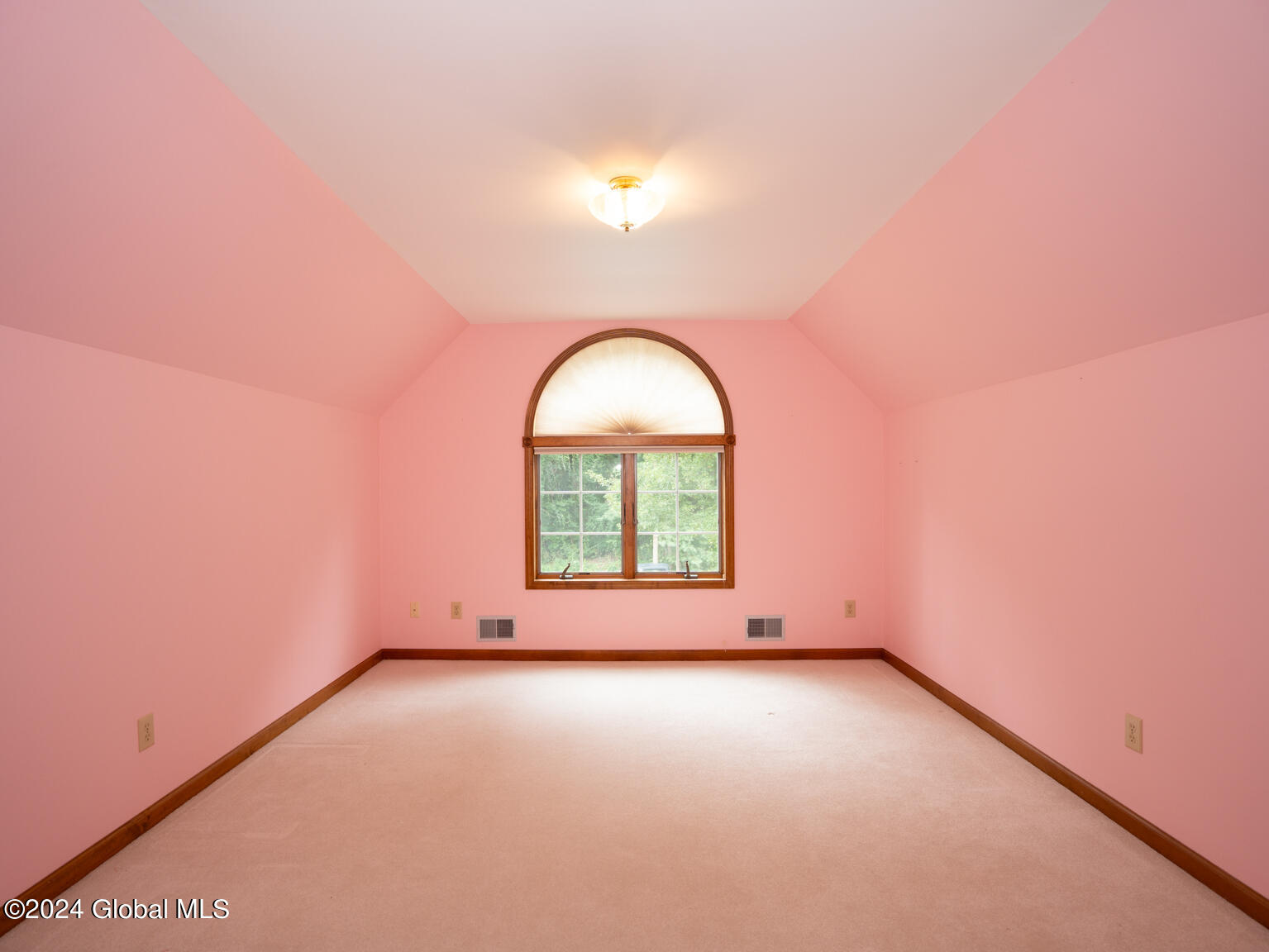 3087 New Williamsburg Drive