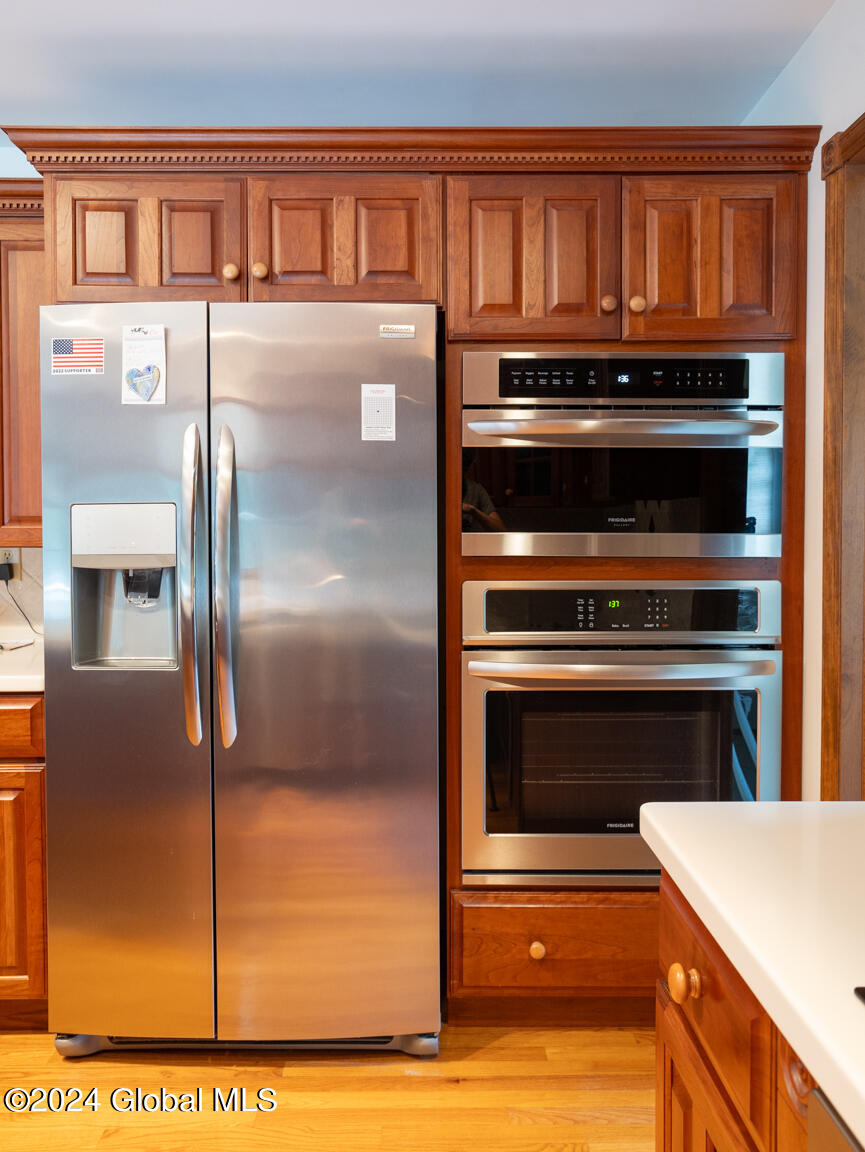 3087 New Williamsburg Drive