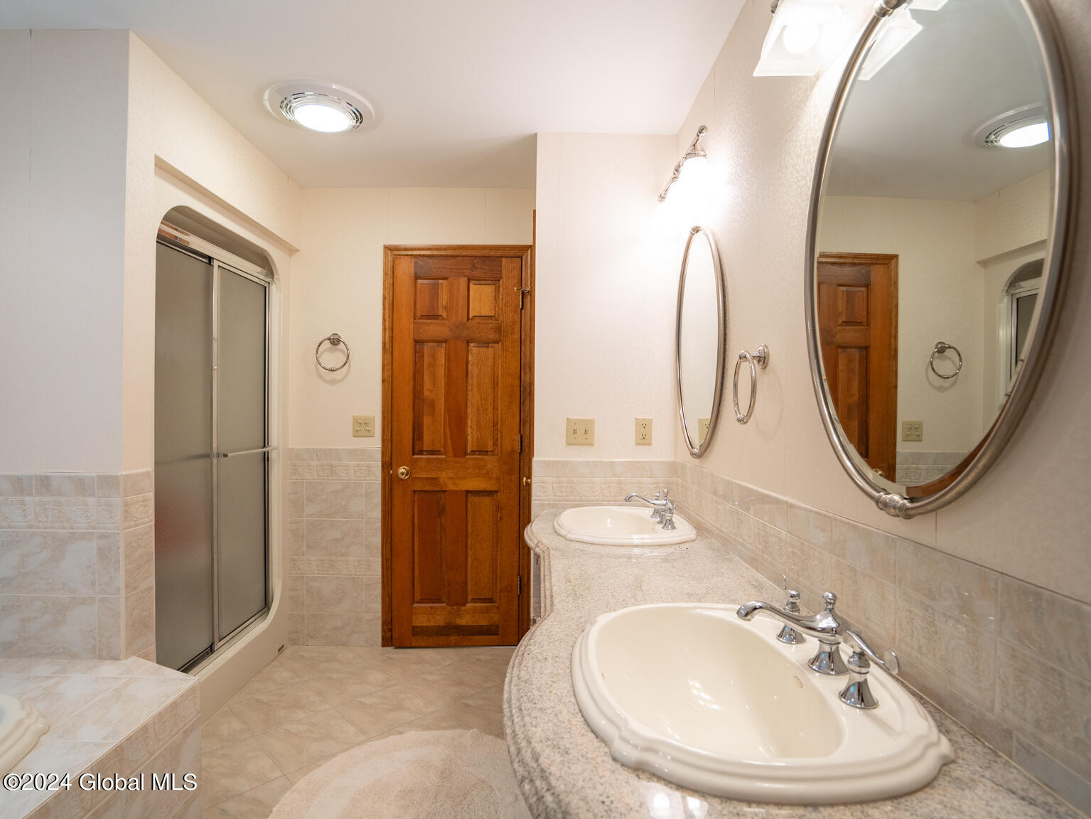 3087 New Williamsburg Drive