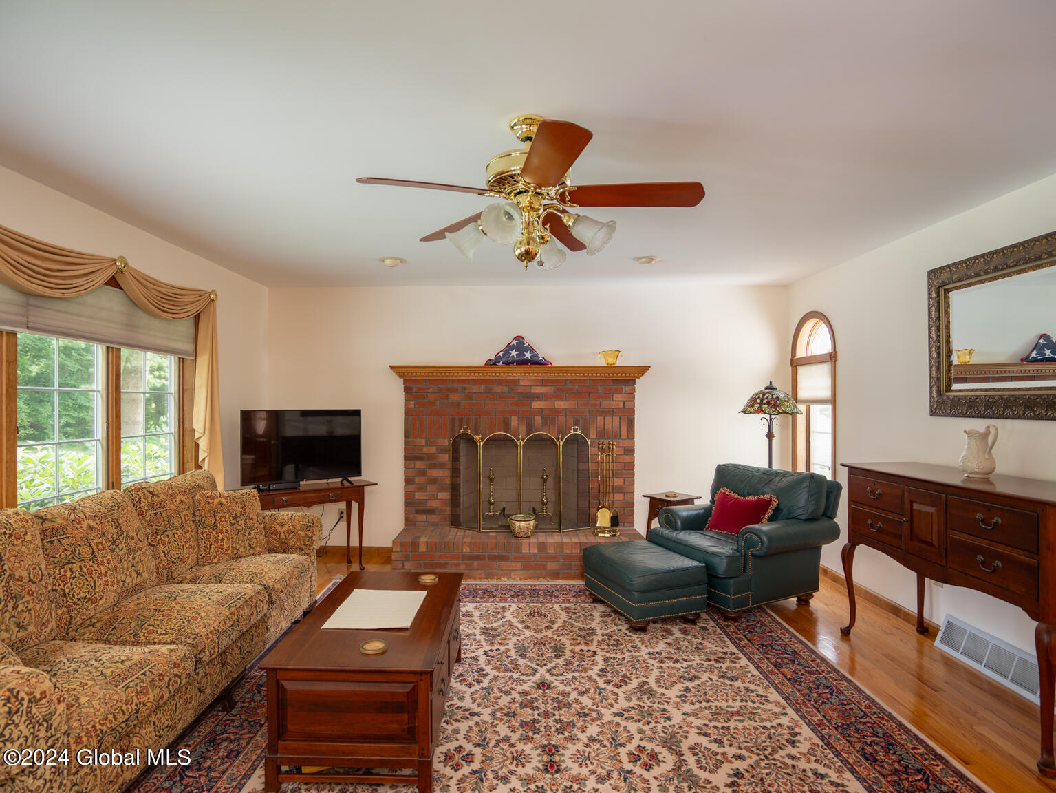 3087 New Williamsburg Drive