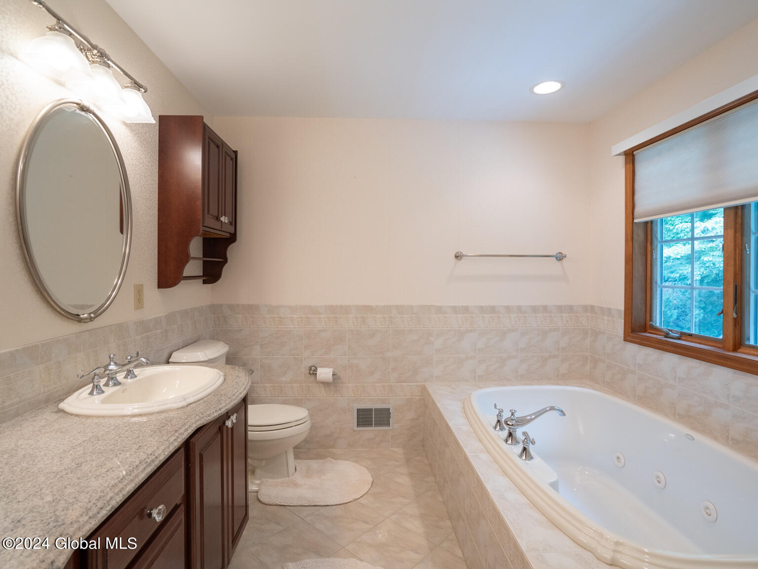 3087 New Williamsburg Drive