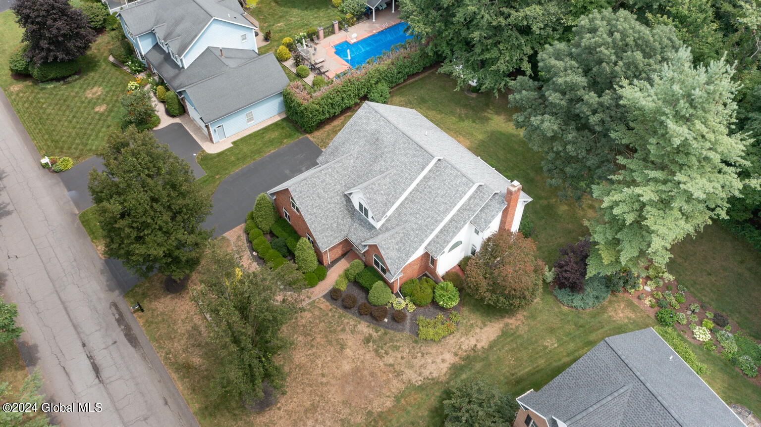 3087 New Williamsburg Drive