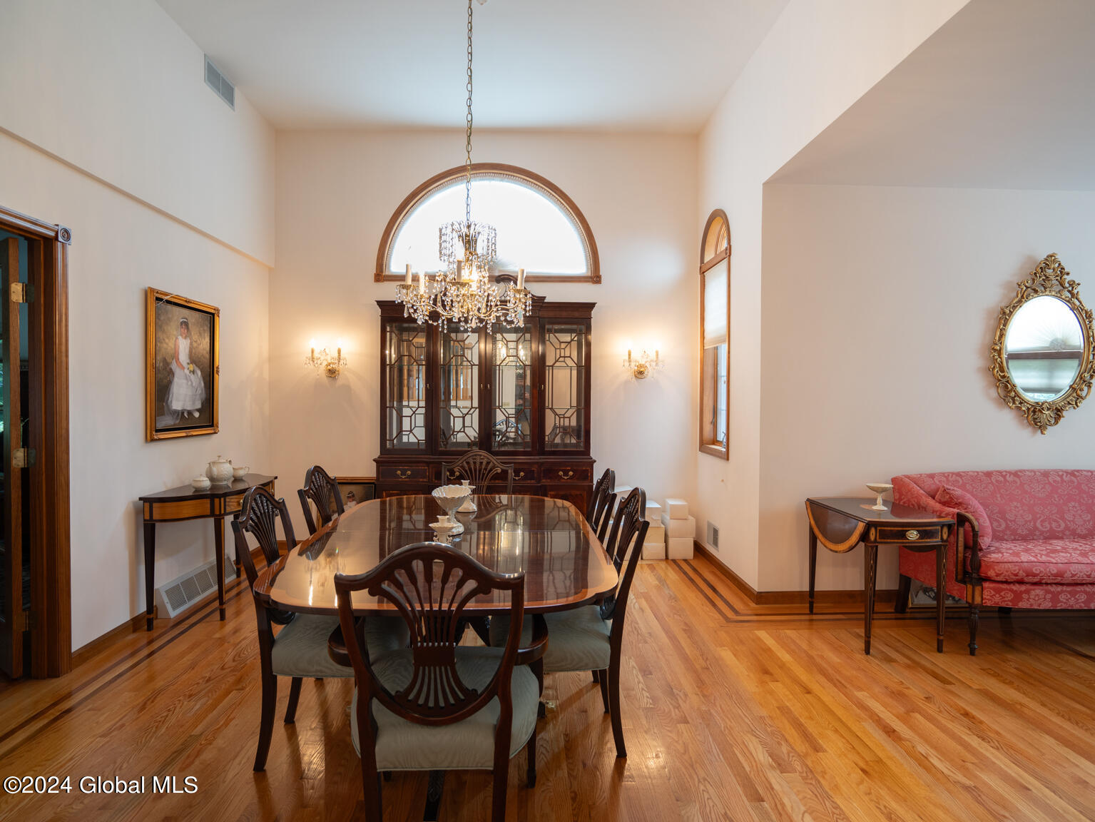 3087 New Williamsburg Drive