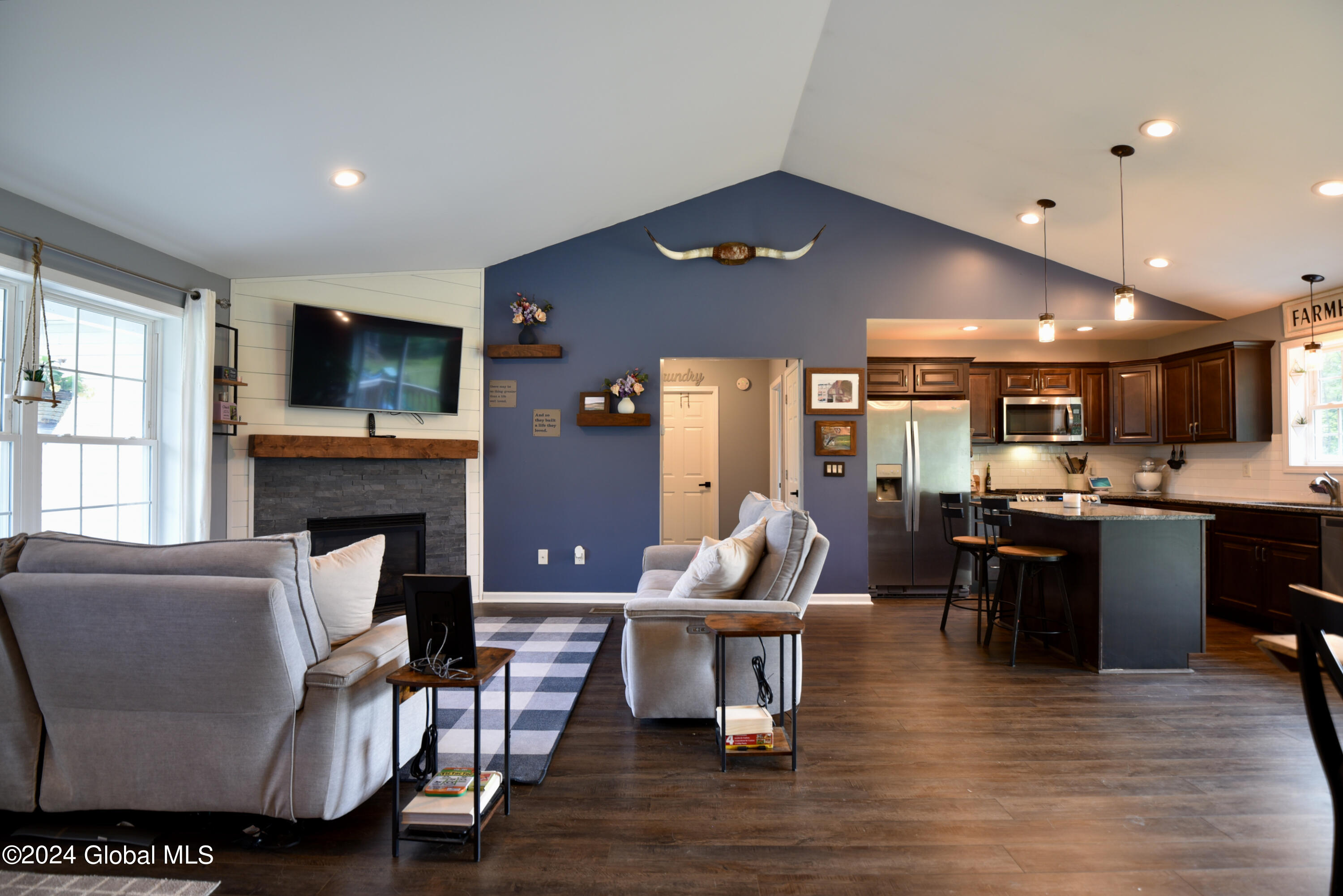 42 Wiley Way
