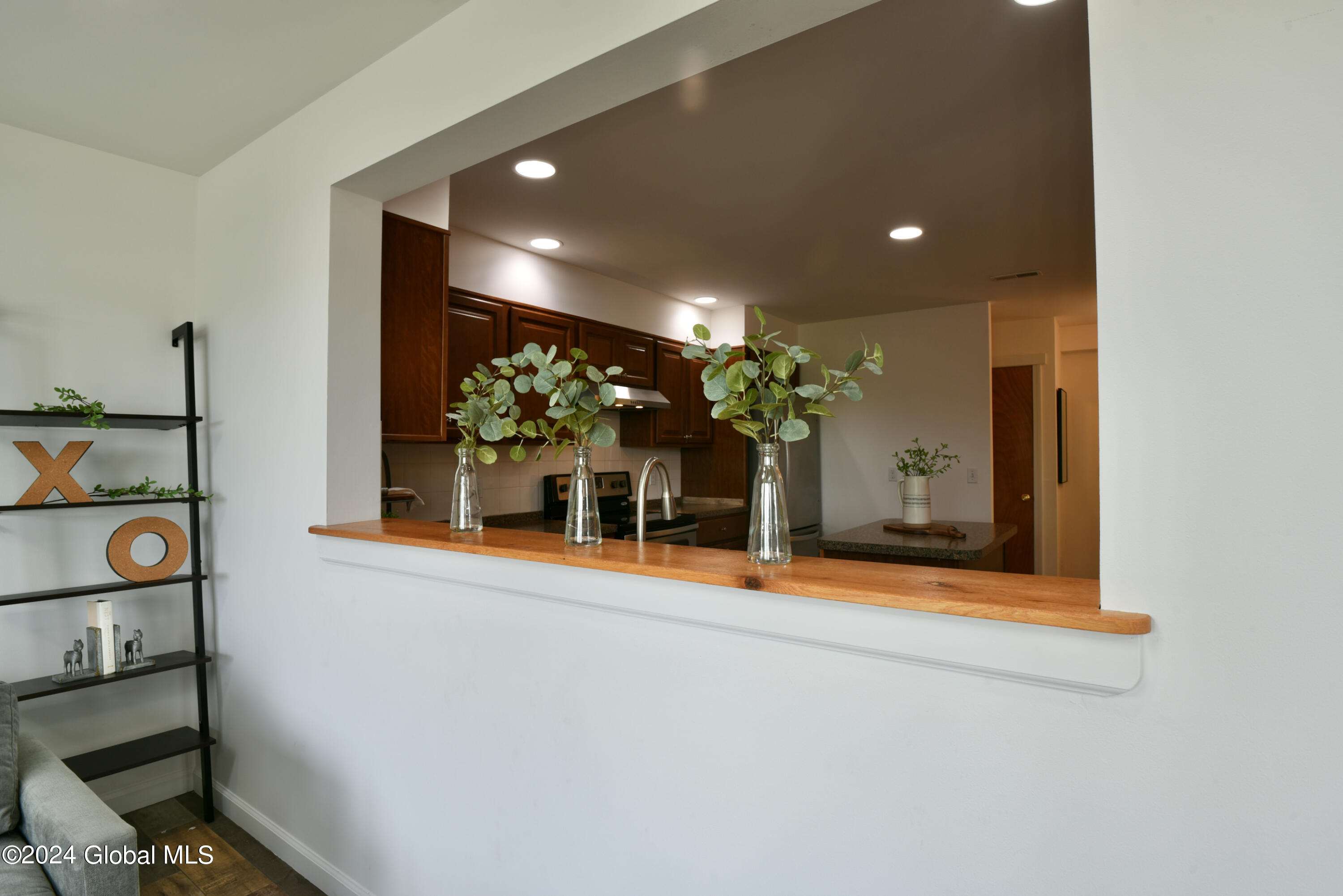 24 1st Street, Castleton-on-Hudson