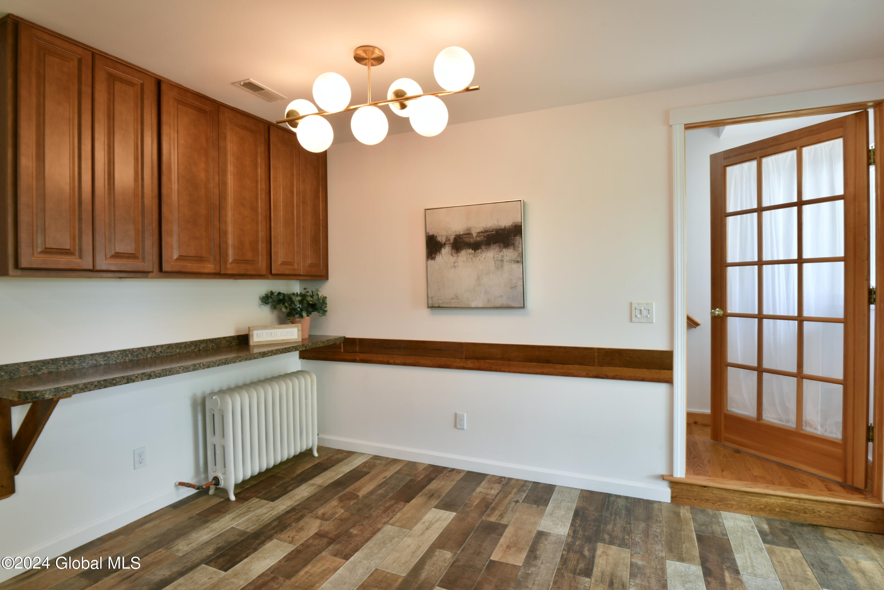24 1st Street, Castleton-on-Hudson