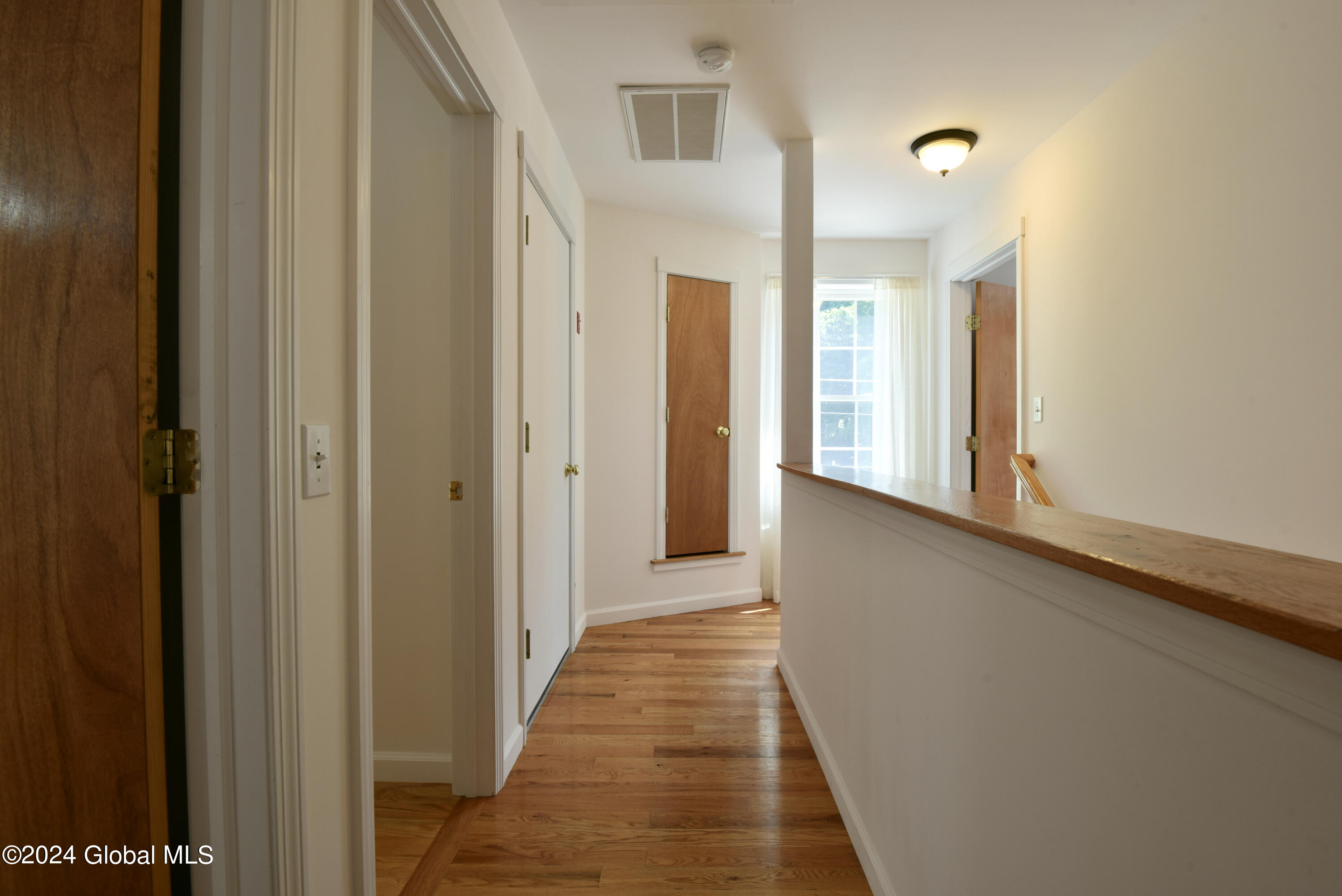 24 1st Street, Castleton-on-Hudson