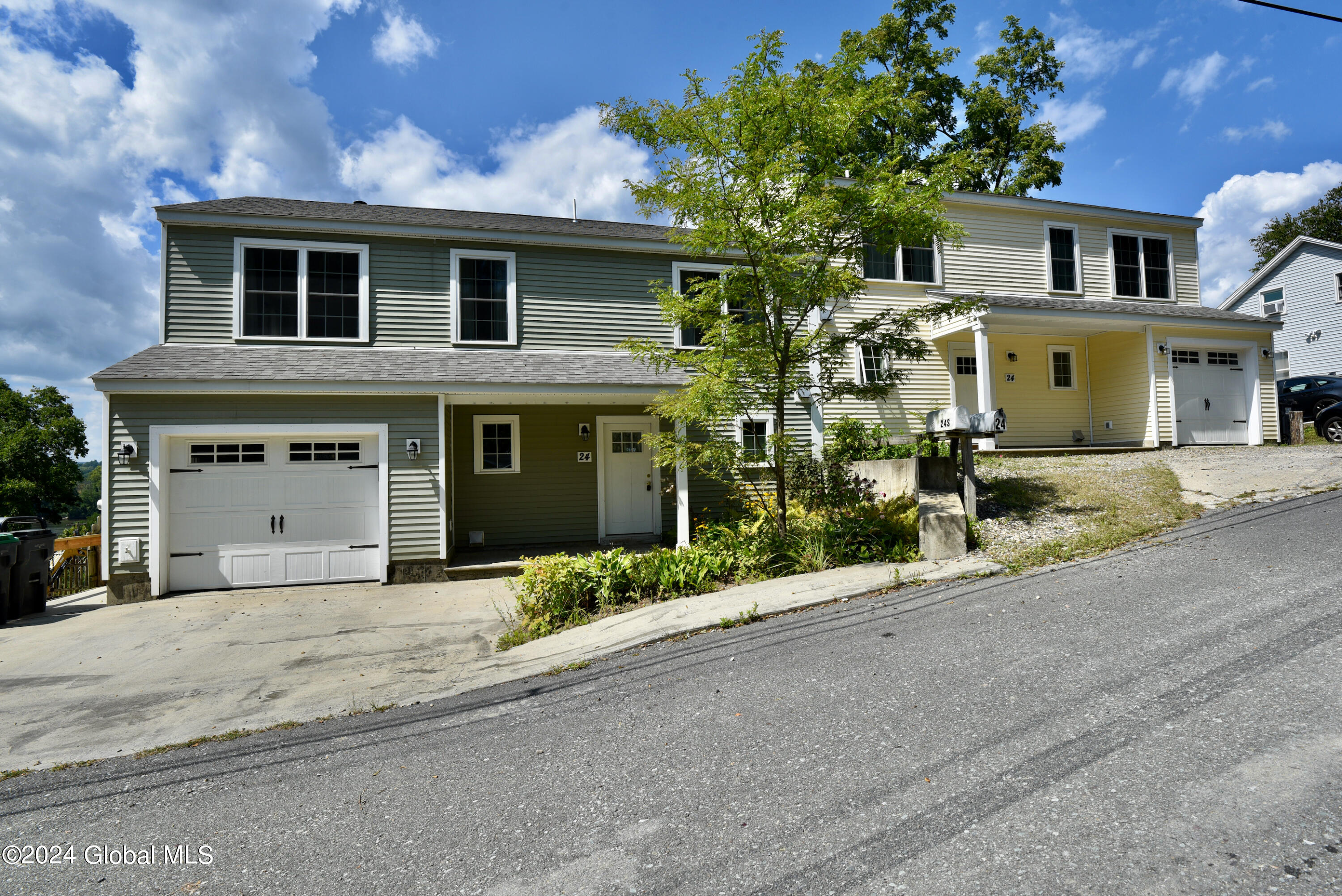 24 1st Street, Castleton-on-Hudson