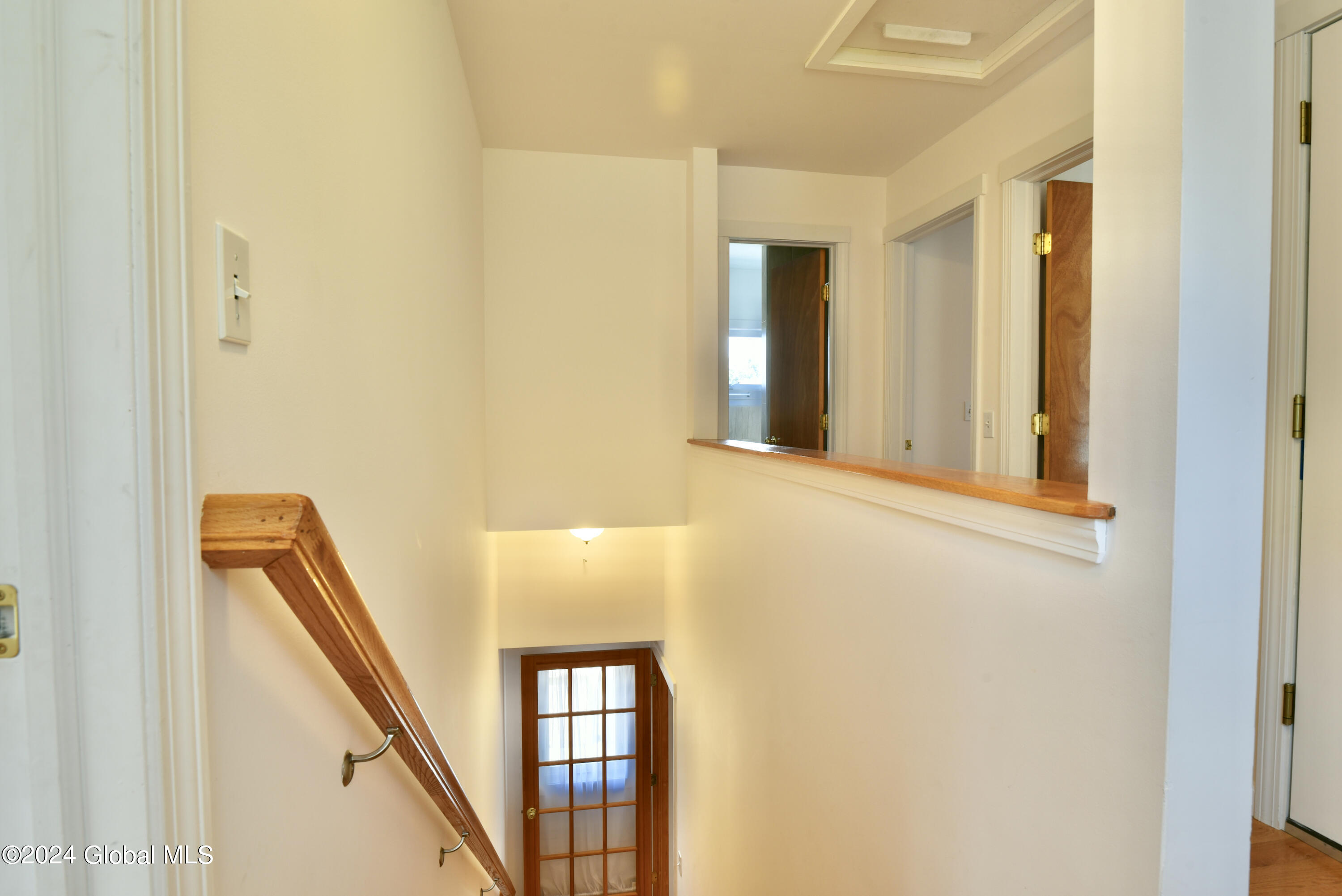 24 1st Street, Castleton-on-Hudson